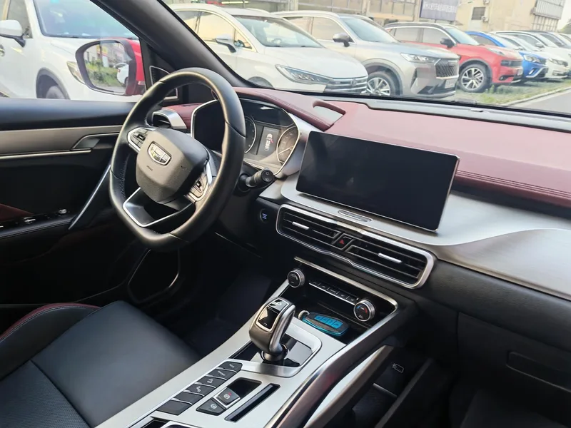 Geely Coolray 2020 PRO 260T DCT Caballero interior foto 16 Geely Coolray 2020 PRO 260T DCT Caballero interior foto 16