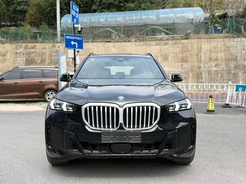 BMW X5 2025 xDrive40Li M Sports Night Suit exterior photo 2 BMW X5 2025 xDrive40Li M Sports Night Suit exterior photo 2