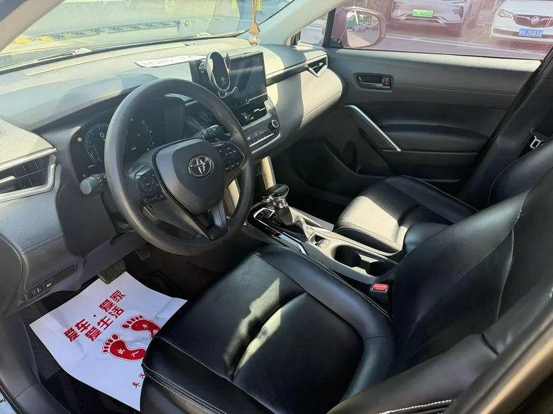 Toyota Corolla Cross 2023 2.0L Intelligent electric hybrid double engine Pioneer Edition exterior photo 4 Toyota Corolla Cross 2023 2.0L Intelligent electric hybrid double engine Pioneer Edition exterior photo 4