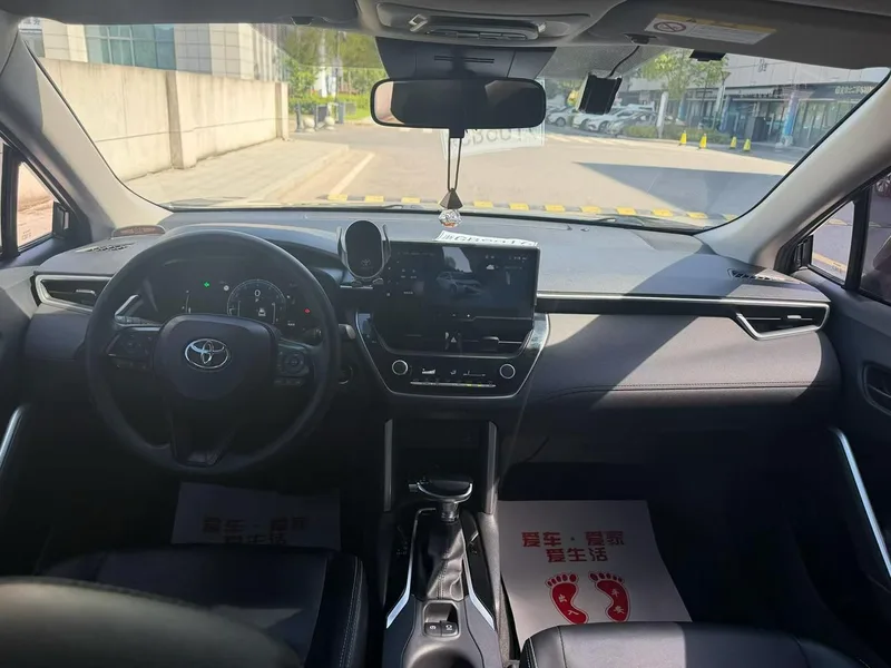 Toyota Corolla Cross 2023 2.0L Intelligent electric hybrid double engine Pioneer Edition exterior photo 5 Toyota Corolla Cross 2023 2.0L Intelligent electric hybrid double engine Pioneer Edition exterior photo 5