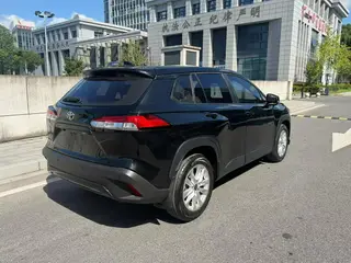 Toyota Corolla Cross 2023 2.0L Intelligent electric hybrid double engine Pioneer Edition interior photo 9 Toyota Corolla Cross 2023 2.0L Intelligent electric hybrid double engine Pioneer Edition interior photo 9