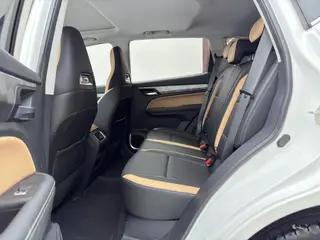 Geely Okavango Pro 2024 1.5TD DCT Zongheng+ exterior foto 8 Geely Okavango Pro 2024 1.5TD DCT Zongheng+ exterior foto 8