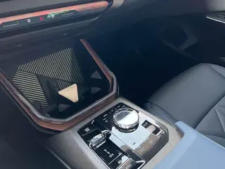 BMW X3 2025 xDrive30L Премиум-класса M Спортивный ночной костюм экстерьер фото 5 BMW X3 2025 xDrive30L Премиум-класса M Спортивный ночной костюм экстерьер фото 5