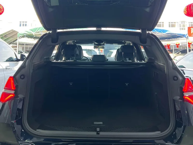 BMW X3 2025 xDrive30L Премиум-класса M Спортивный ночной костюм интерьер фото 13 BMW X3 2025 xDrive30L Премиум-класса M Спортивный ночной костюм интерьер фото 13