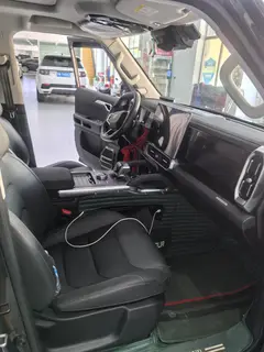 Jetour T2 2023 2.0TD Four-wheel drive Conquer interior photo 9 Jetour T2 2023 2.0TD Four-wheel drive Conquer interior photo 9