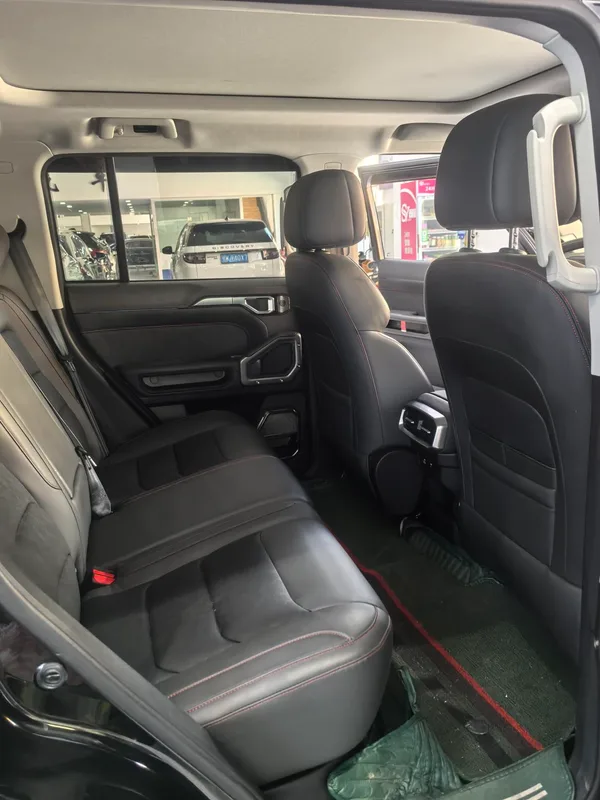 Jetour T2 2023 2.0TD Four-wheel drive Conquer interior photo 10 Jetour T2 2023 2.0TD Four-wheel drive Conquer interior photo 10
