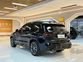 BMW X3 2023 xDrive30i Líder M Traje de noche Yao exterior foto 4 BMW X3 2023 xDrive30i Líder M Traje de noche Yao exterior foto 4