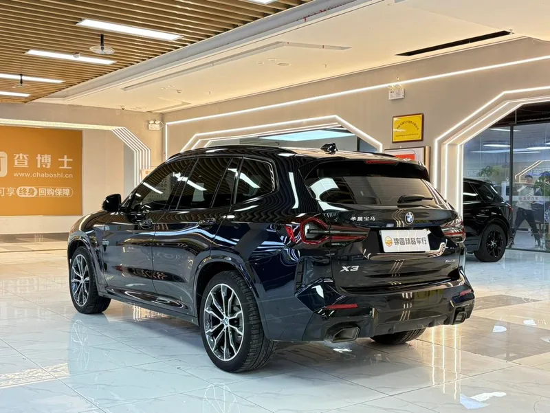 BMW X3 2023 xDrive30i Líder M Traje de noche Yao exterior foto 4 BMW X3 2023 xDrive30i Líder M Traje de noche Yao exterior foto 4