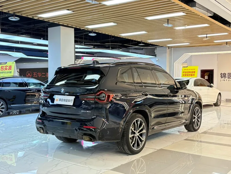 BMW X3 2023 xDrive30i Líder M Traje de noche Yao exterior foto 6 BMW X3 2023 xDrive30i Líder M Traje de noche Yao exterior foto 6