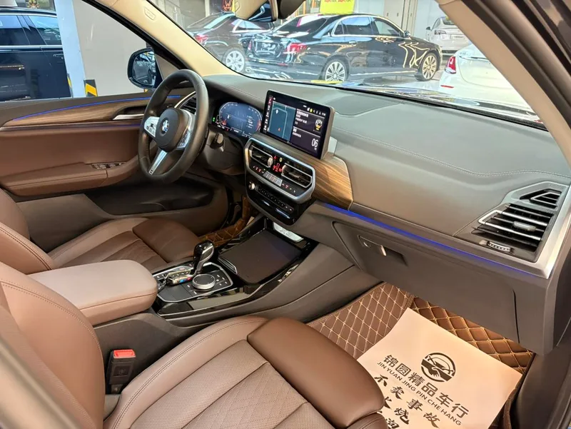 BMW X3 2023 xDrive30i Líder M Traje de noche Yao interior foto 19 BMW X3 2023 xDrive30i Líder M Traje de noche Yao interior foto 19