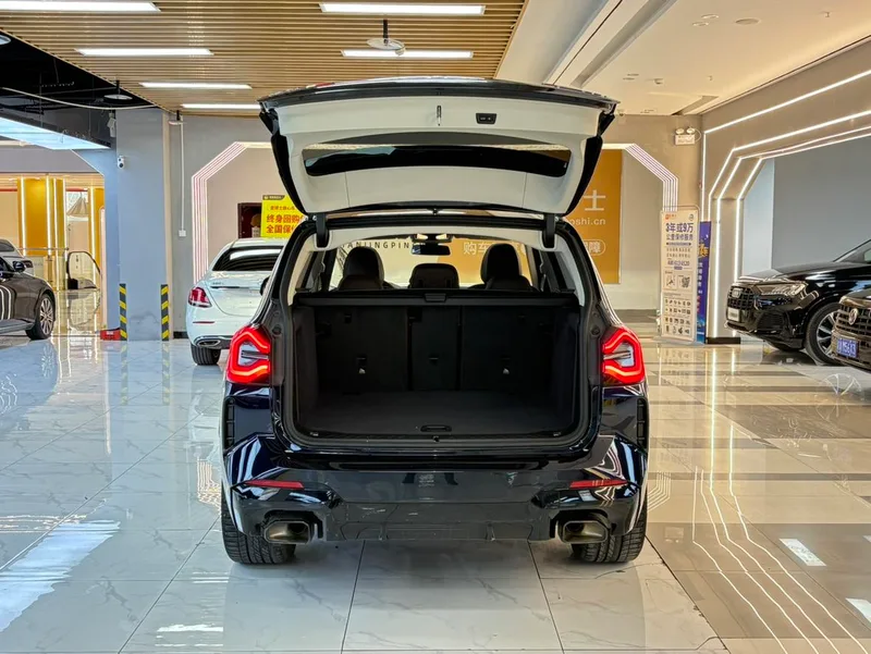 BMW X3 2023 xDrive30i Líder M Traje de noche Yao interior foto 20 BMW X3 2023 xDrive30i Líder M Traje de noche Yao interior foto 20