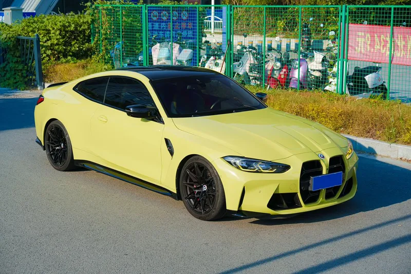 BMW M4 2022 M4 Купе M xDrive Гром издание экстерьер фото 3 BMW M4 2022 M4 Купе M xDrive Гром издание экстерьер фото 3