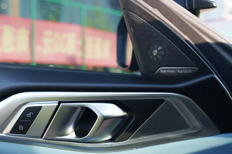 BMW M4 2022 M4 Купе M xDrive Гром издание интерьер фото 17 BMW M4 2022 M4 Купе M xDrive Гром издание интерьер фото 17