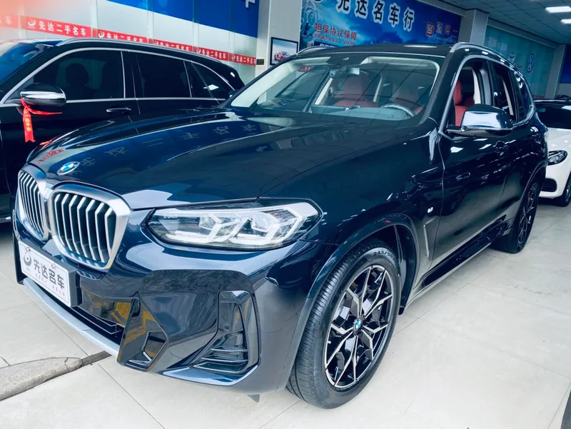 BMW X3 2022 xDrive25i M Спортивный костюм экстерьер фото 1 BMW X3 2022 xDrive25i M Спортивный костюм экстерьер фото 1