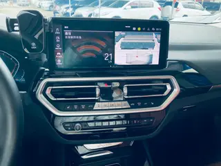 BMW X3 2022 xDrive25i M Спортивный костюм экстерьер фото 9 BMW X3 2022 xDrive25i M Спортивный костюм экстерьер фото 9
