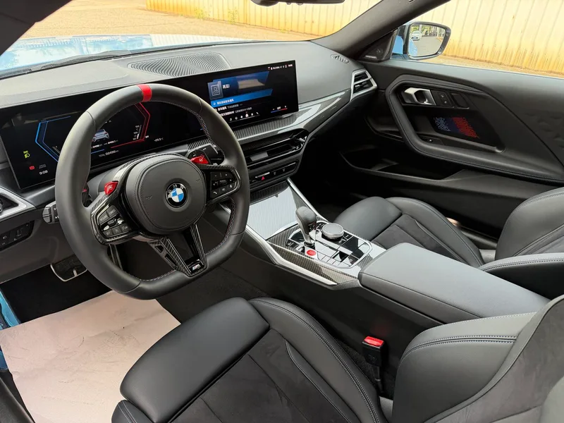BMW M2 2024 M2 Coupe interior photo 14 BMW M2 2024 M2 Coupe interior photo 14