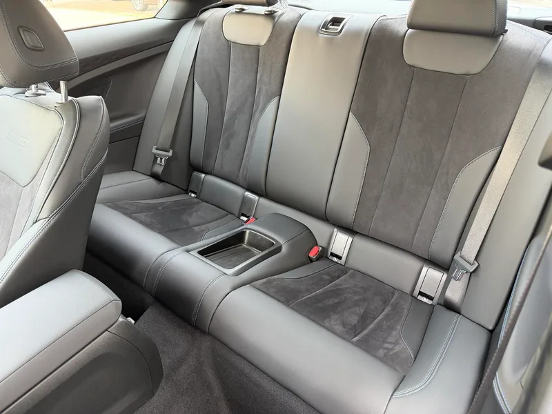 BMW M2 2024 M2 Coupe interior photo 16 BMW M2 2024 M2 Coupe interior photo 16