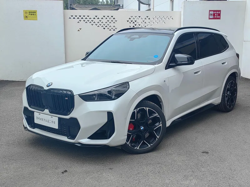 BMW X1 2024 M35Li exterior foto 1 BMW X1 2024 M35Li exterior foto 1