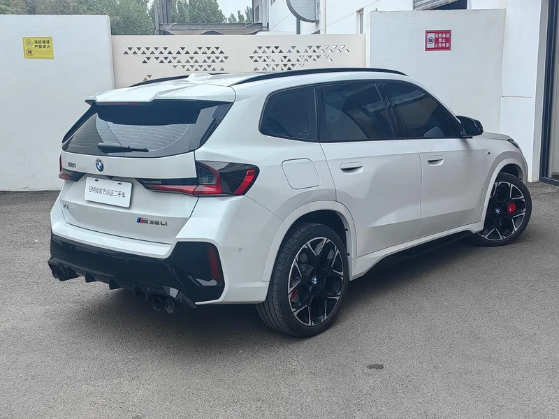 BMW X1 2024 M35Li exterior foto 4 BMW X1 2024 M35Li exterior foto 4