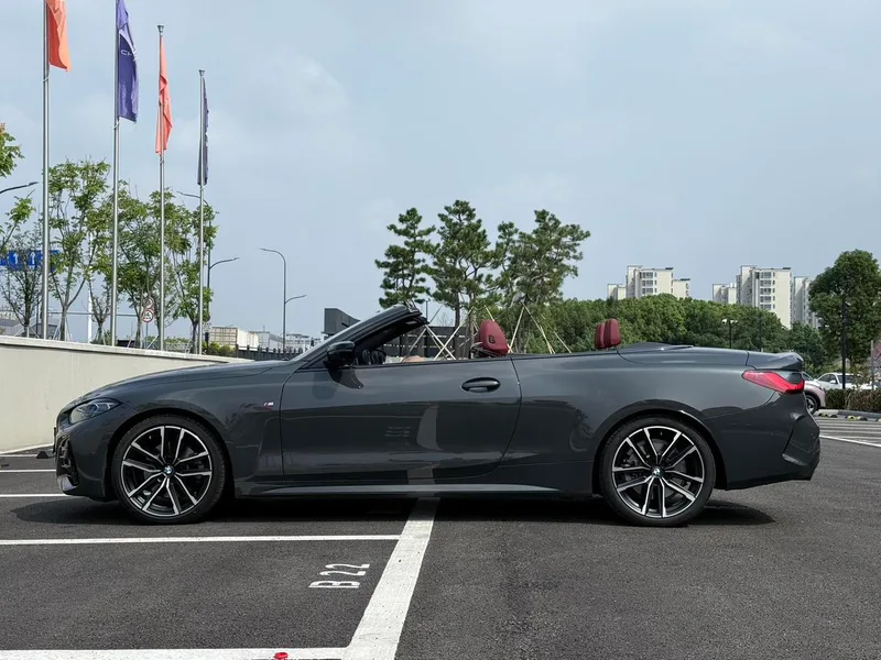 BMW 4 Series 2023 430i Capa abierta M Traje nocturno deportivo Yao exterior foto 4 BMW 4 Series 2023 430i Capa abierta M Traje nocturno deportivo Yao exterior foto 4