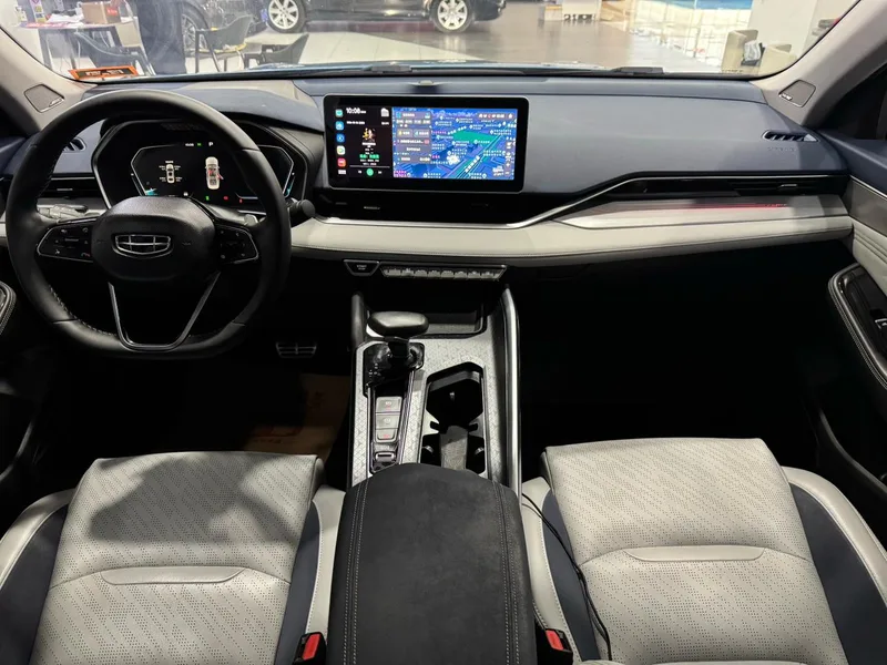 Geely Preface 2020 2.0T Flagship interior photo 13