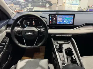 Geely Preface 2020 2.0T Flagship interior photo 14