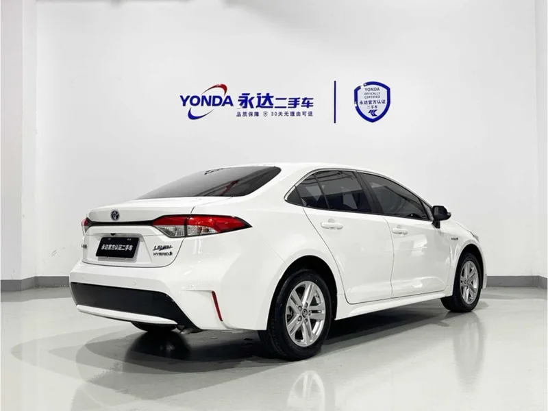 Toyota Levin 2022 Doble motor 1.8H E-CVT Edición de lujo exterior foto 4
