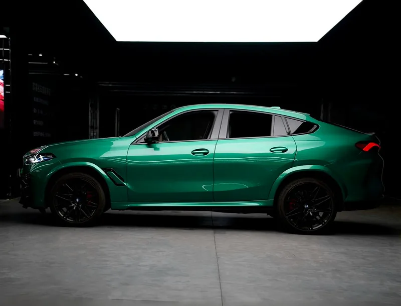 BMW X6 M 2023 X6 M Гром издание экстерьер фото 3 BMW X6 M 2023 X6 M Гром издание экстерьер фото 3