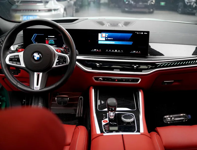 BMW X6 M 2023 X6 M Гром издание интерьер фото 11 BMW X6 M 2023 X6 M Гром издание интерьер фото 11