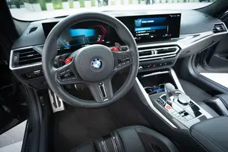 BMW M4 2024 M4 Купе M xDrive Гром издание интерьер фото 14 BMW M4 2024 M4 Купе M xDrive Гром издание интерьер фото 14