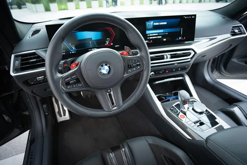 BMW M4 2024 M4 Купе M xDrive Гром издание интерьер фото 14 BMW M4 2024 M4 Купе M xDrive Гром издание интерьер фото 14