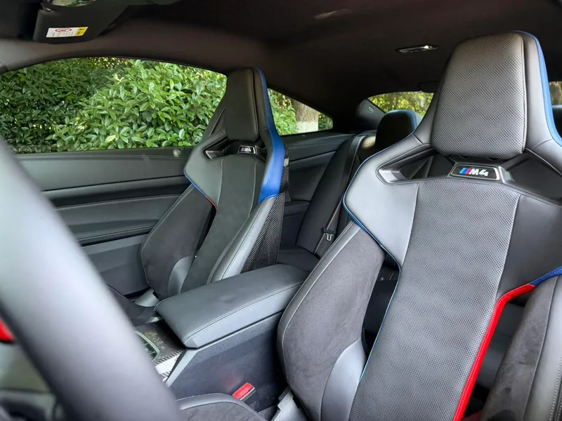 BMW M4 2023 M4 Coupe M xDrive Thunder Edition interior photo 12 BMW M4 2023 M4 Coupe M xDrive Thunder Edition interior photo 12