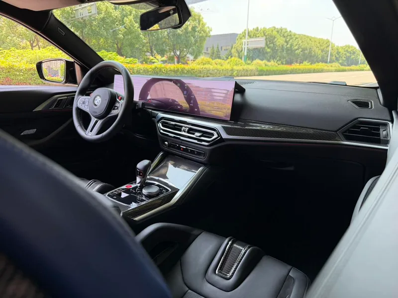 BMW M4 2023 M4 Coupe M xDrive Thunder Edition interior photo 15 BMW M4 2023 M4 Coupe M xDrive Thunder Edition interior photo 15