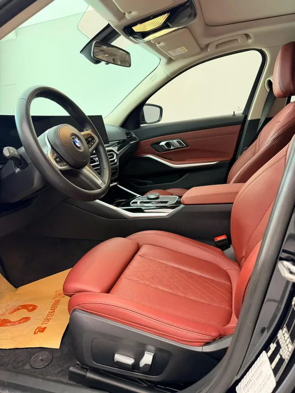 BMW 3 Series 2023 320Li M Sports suit interior photo 6 BMW 3 Series 2023 320Li M Sports suit interior photo 6