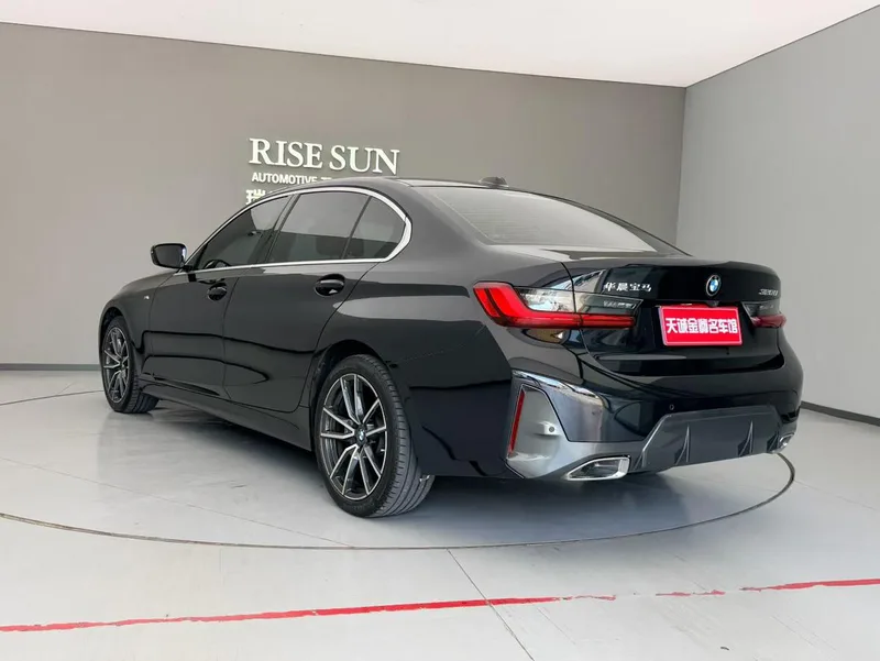 BMW 3 Series 2023 320Li M Sports suit interior photo 8 BMW 3 Series 2023 320Li M Sports suit interior photo 8