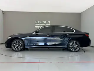 BMW 3 Series 2023 320Li M Sports suit interior photo 9 BMW 3 Series 2023 320Li M Sports suit interior photo 9
