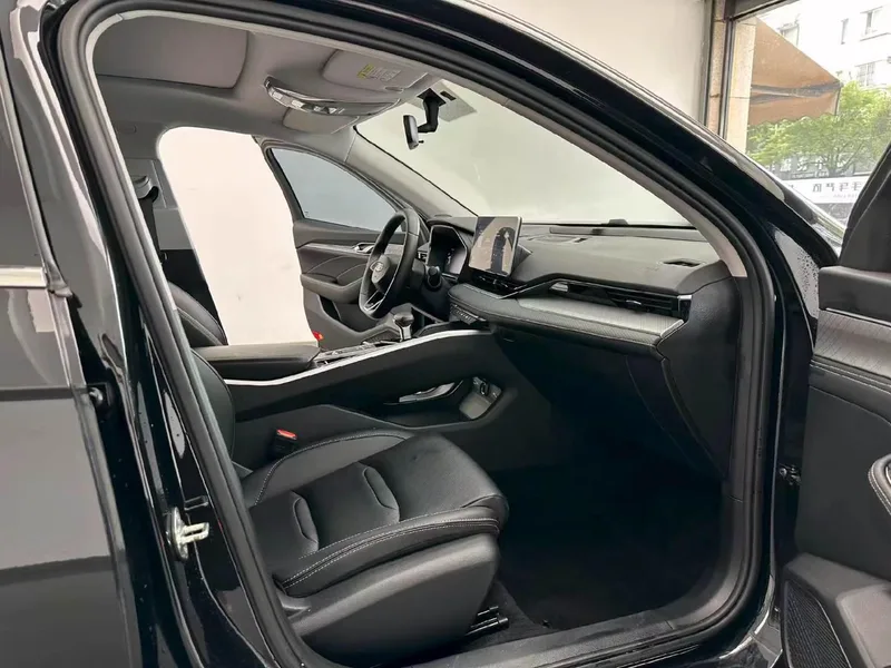 Geely Preface 2020 2.0T De lujo exterior foto 4 Geely Preface 2020 2.0T De lujo exterior foto 4