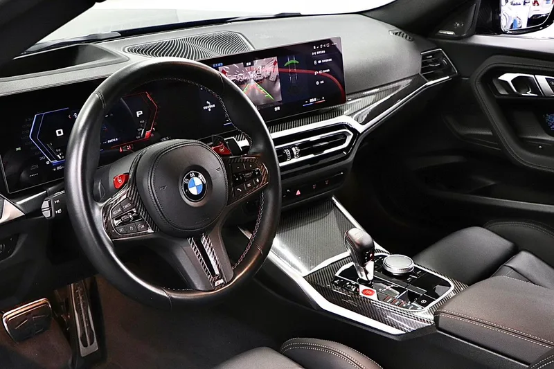 BMW M2 2023 M2 Coupe interior photo 11 BMW M2 2023 M2 Coupe interior photo 11