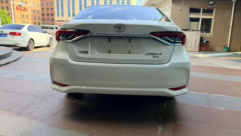 Toyota Corolla 2022 1.2T S-CVT Pioneer PLUS version exterior photo 3
