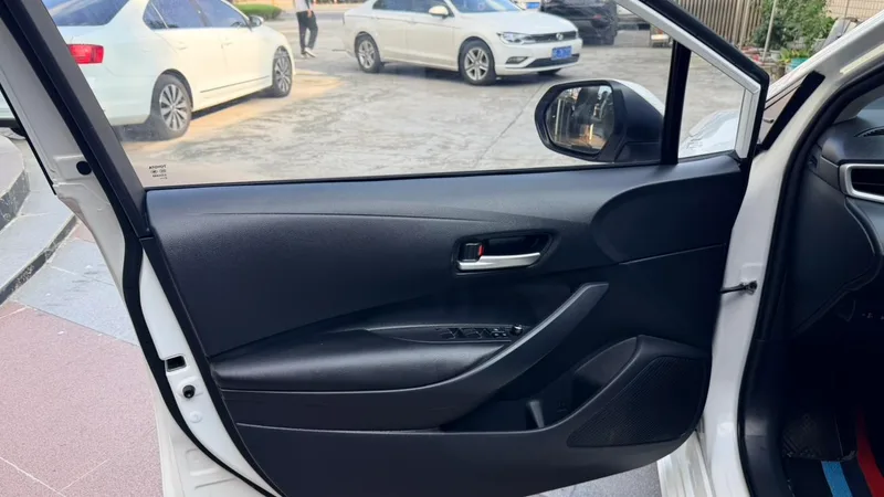Toyota Corolla 2022 1.2T S-CVT Pioneer PLUS version exterior photo 5