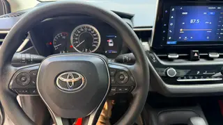 Toyota Corolla 2022 1.2T S-CVT Pioneer PLUS version interior photo 7