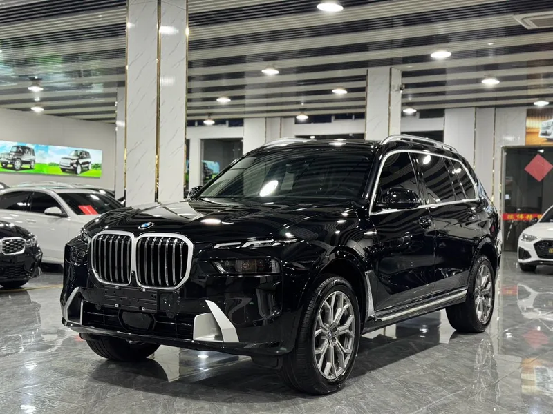 BMW X7 2023 xDrive40i Leading Luxury Set exterior photo 1 BMW X7 2023 xDrive40i Leading Luxury Set exterior photo 1