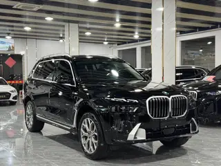 BMW X7 2023 xDrive40i Leading Luxury Set exterior photo 3 BMW X7 2023 xDrive40i Leading Luxury Set exterior photo 3