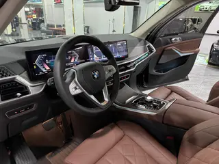 BMW X7 2023 xDrive40i Leading Luxury Set exterior photo 4 BMW X7 2023 xDrive40i Leading Luxury Set exterior photo 4