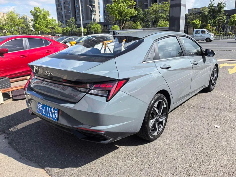 Hyundai Elantra 2021 1.5L CVT GLS Leading Edition interior photo 14 Hyundai Elantra 2021 1.5L CVT GLS Leading Edition interior photo 14