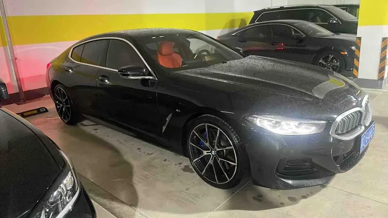 BMW 8 Series 2022 840i Coupé de cuatro puertas M Conjunto deportivo exterior foto 4 BMW 8 Series 2022 840i Coupé de cuatro puertas M Conjunto deportivo exterior foto 4