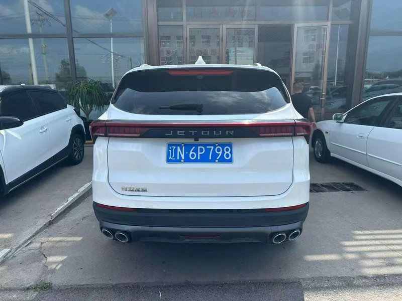 Jetour X70 PLUS 2023 1.5T DCT Brave person PLUS 5 seat exterior photo 5 Jetour X70 PLUS 2023 1.5T DCT Brave person PLUS 5 seat exterior photo 5