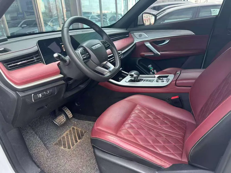 Jetour X70 PLUS 2023 1.5T DCT Brave person PLUS 5 seat interior photo 7 Jetour X70 PLUS 2023 1.5T DCT Brave person PLUS 5 seat interior photo 7