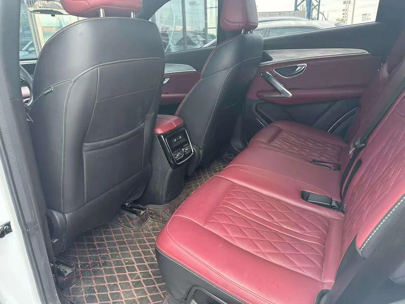 Jetour X70 PLUS 2023 1.5T DCT Brave person PLUS 5 seat interior photo 10 Jetour X70 PLUS 2023 1.5T DCT Brave person PLUS 5 seat interior photo 10