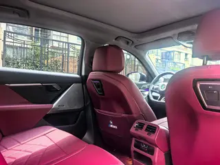 BMW 5 Series 2024 530Li Leading Type M Sports suit interior photo 10 BMW 5 Series 2024 530Li Leading Type M Sports suit interior photo 10